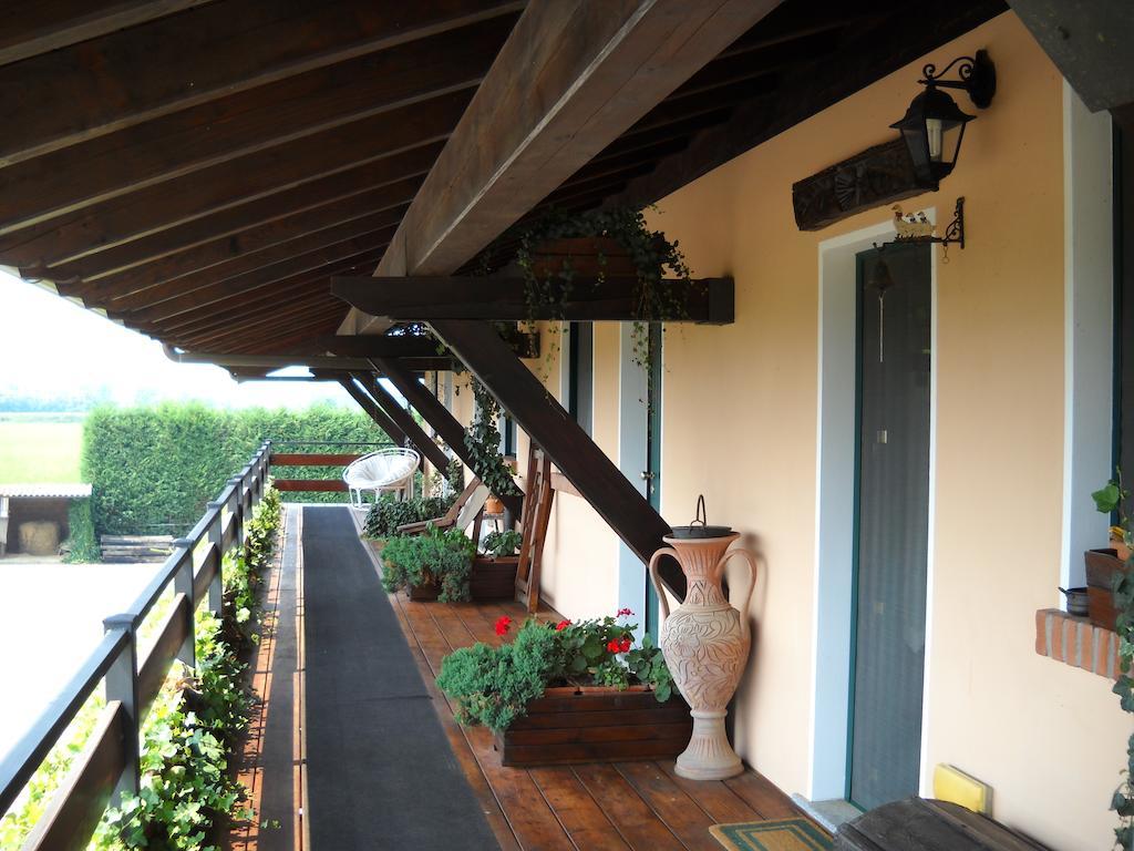 Agriturismo Maiocchi Vila Borgarello Exterior foto