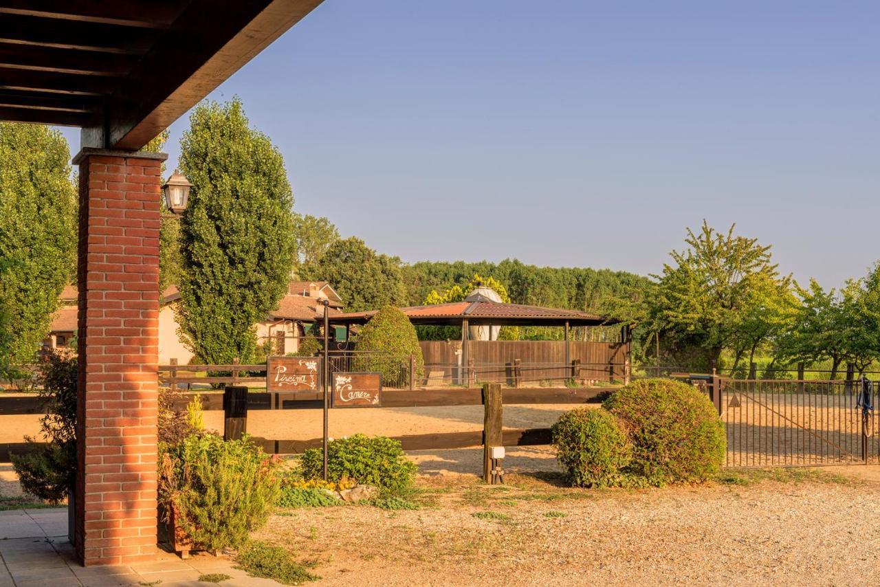 Agriturismo Maiocchi Vila Borgarello Exterior foto